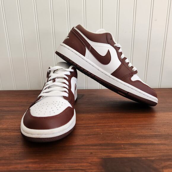 BRAND‎ NEW JORDAN 1 LOW MOCHA SIZE 7 - Picture 2 of 10